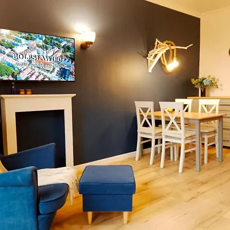 Blue Cozy In Apartamento Boleslawiec (Lower Silesia)