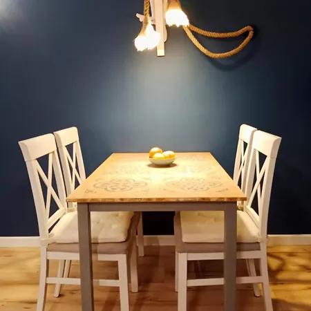 Blue Cozy In Apartamento Boleslawiec (Lower Silesia)